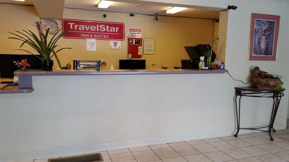 Travelstar Inn & Suites โคโลราโดสปริงส์ ภายนอก รูปภาพ
